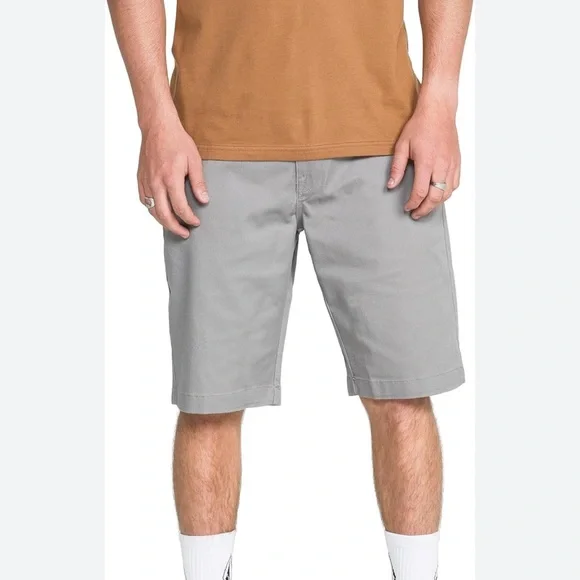 Volcom Men's VMonty Stretch Shorts Gray Size 30‎ NWT MSRP $50