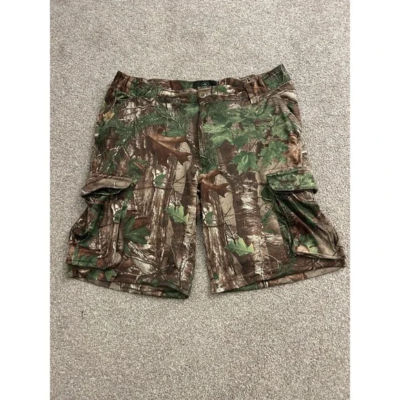RedHead Cargo Shorts Mens M Camo Excellent Realtree Leaf Pattern Utility Outdoor