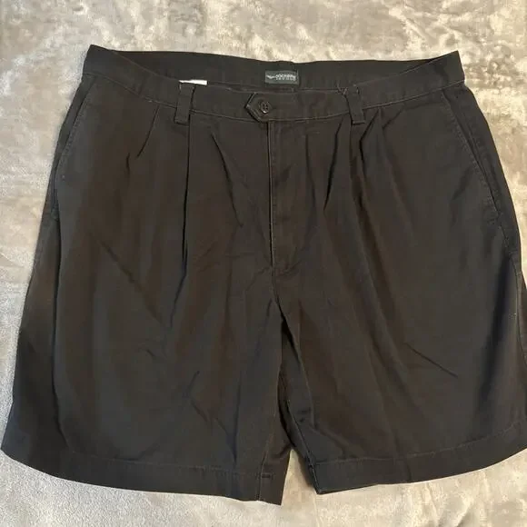 Dockers Recode Shorts Mens Sz 42 Waist Pleated Front Black 100% cotton Pockets