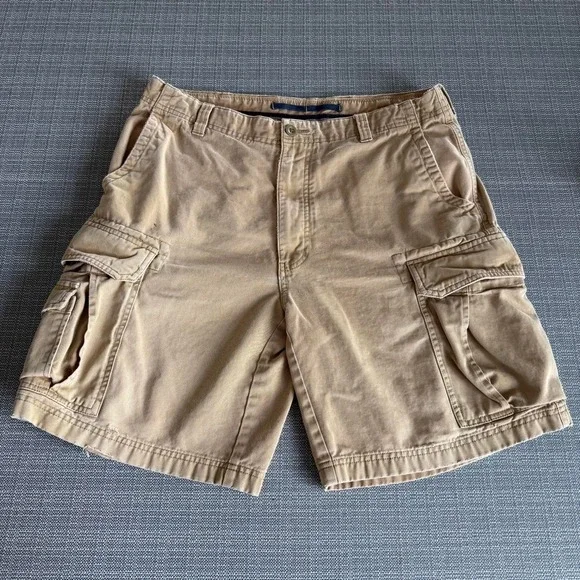 Nautica beige cargo relaxed fit shorts