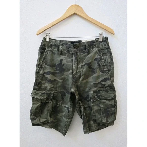 American Eagle Camo Cargo Shorts Men's Size 28 Classic Fit Distressed 10
