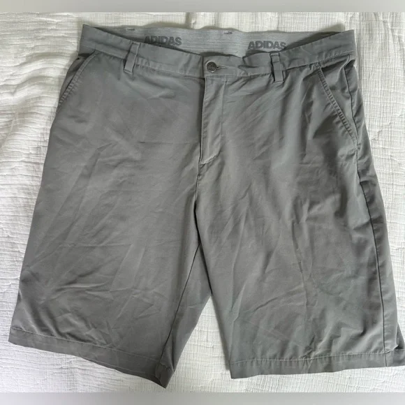 Adidas Men’s Gray Golf Shorts Size 36 Performance Stretch Active Fit