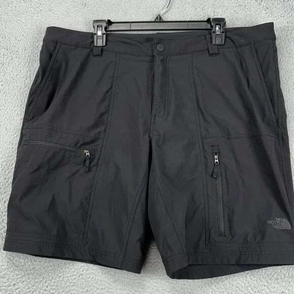 The North Face Shorts Mens 40 Black Nylon Blend Cargo Hiking Flat Front Outdoor