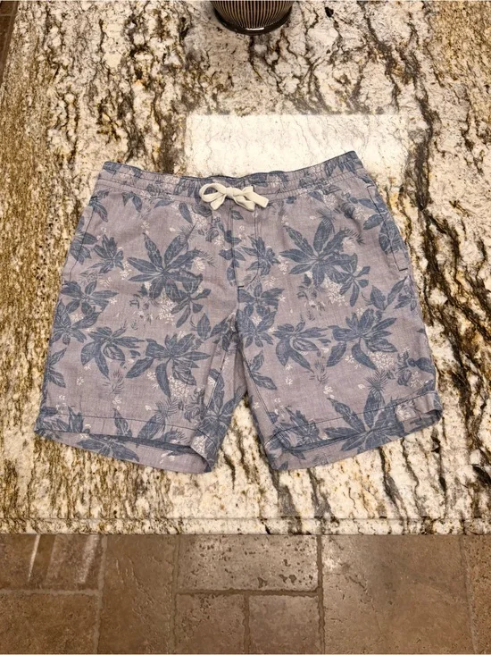 Goodfellow & Co. 100% Cotton Gray & Blue Floral Mens Size Medium Shorts