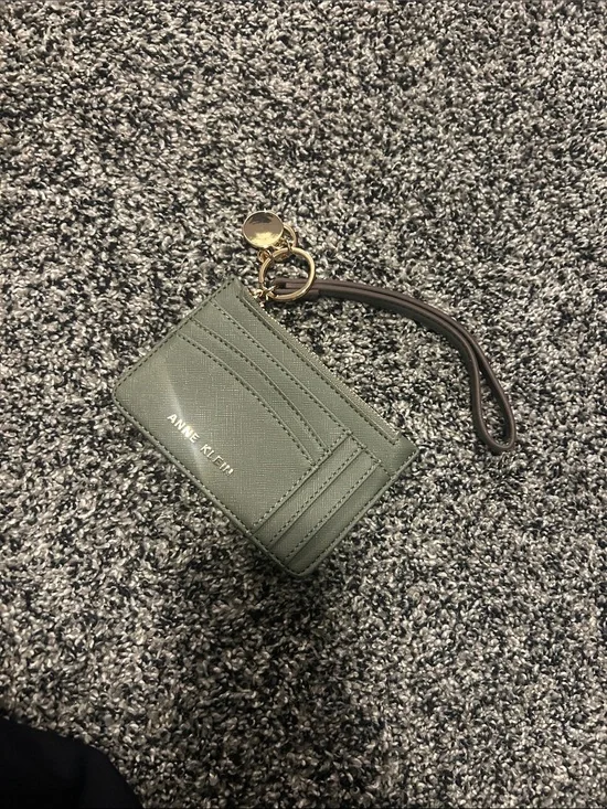 NWOT Anne Klein Olive Green Wristlet Card Holder with Gold Accents