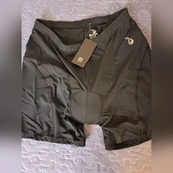 BEROY black padded bike shorts size #3X NWT