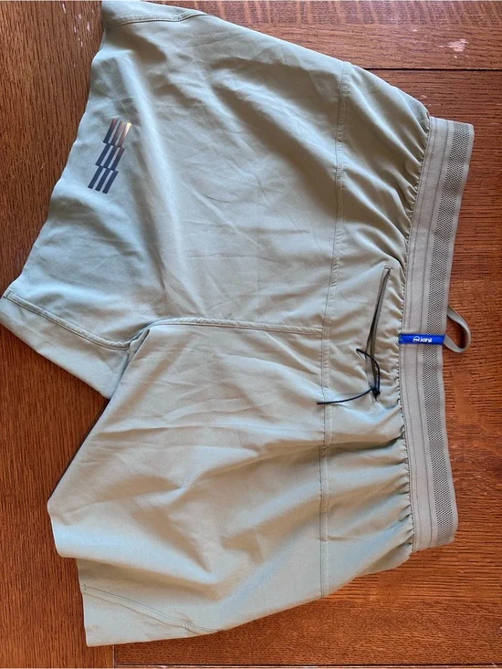 Janji AFO Middle Running Shorts Men’s Large Sage Green Lined 5”