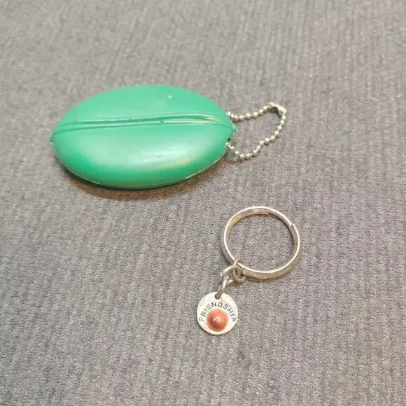 Vintage Friendship Keychain Green Coin Pouch Pill Holder Bag Clip Charm