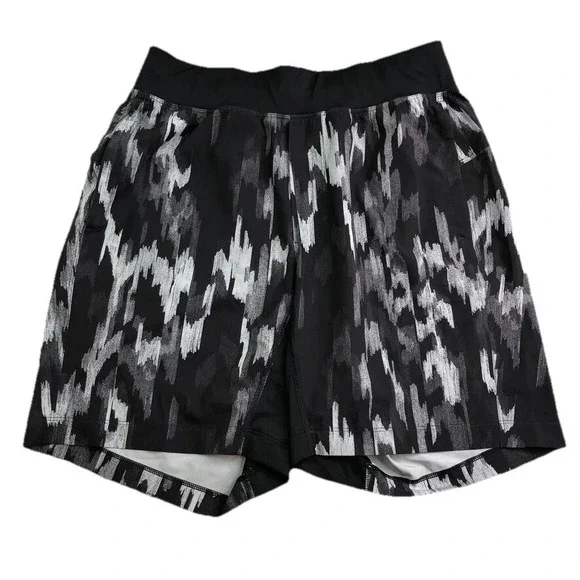 Lululemon T.H.E. Short Luxtreme Linerless 9 Rock Face Mercury Black Mens Small