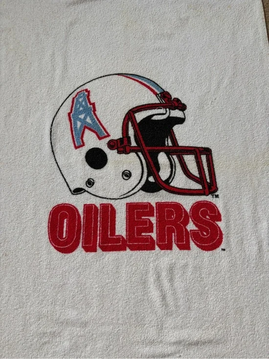 Houston Oilers Vintage Helmet Graphic Towel - White with Red & Blue