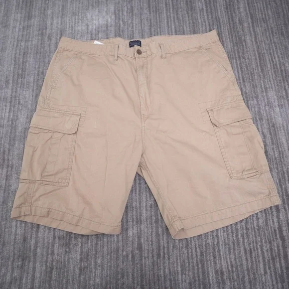 Levis Mens Tan Khaki Cargo Shorts 44x9.5 WaterLess Utility Cotton Twill Casual