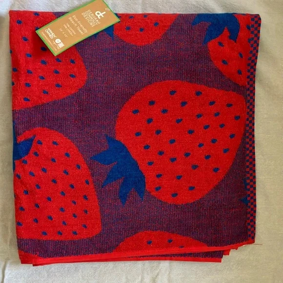 Electric Strawberry Patterned Towel