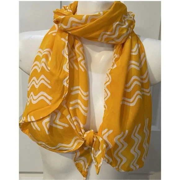 Buster 'N' Bogi Orange Goldenrod White Chevron Rectangular Scarf Rayon 18 x 62
