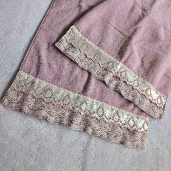 2 Vintage Pink Lace Hand Towels Mauve Trim Floral Embroidered Cottagecore Granny