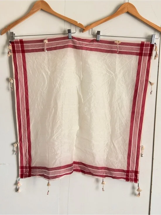 Pero by Aneeth Arora Scarf in 100% Cotton in red and white striped patterns