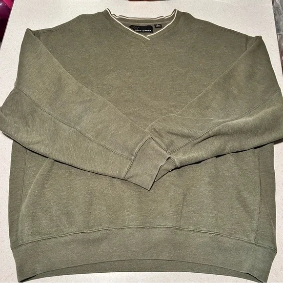 Greg Norman Mens Olive‎ Green V-Neck Pullover Sweatshirt Shark Logo Size Large