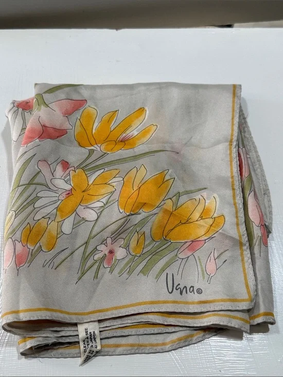 Vintage Vera Floral Silk Scarf with Yellow Pink Tulips 🌷 & white Daisies