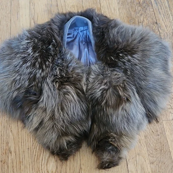 Vintage fox fur collar