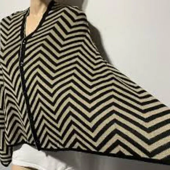 NWT Cruise Club Chevron Cardishawl