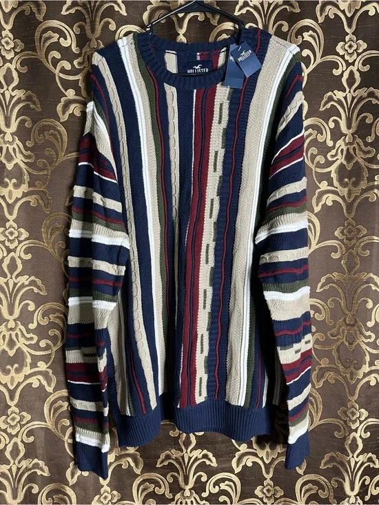 Hollister Men's Striped Crewneck Sweater - Navy, Cream, Burgundy, Olive