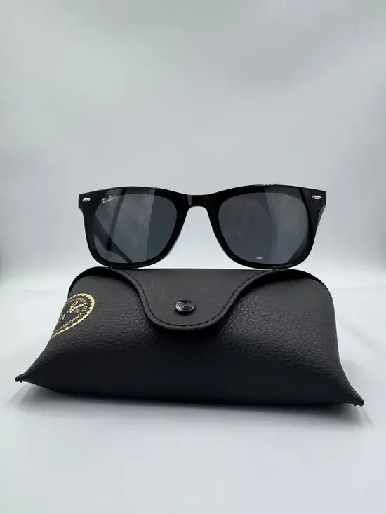 Ray-Ban RB4420 Sunglasses Black Frame Dark Grey Lens 65mm New With Box