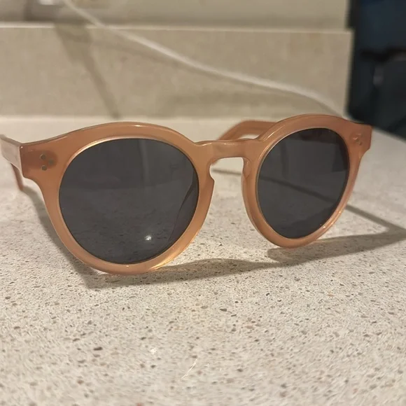 Illesteva Peach Round Sunglasses with Dark Lenses