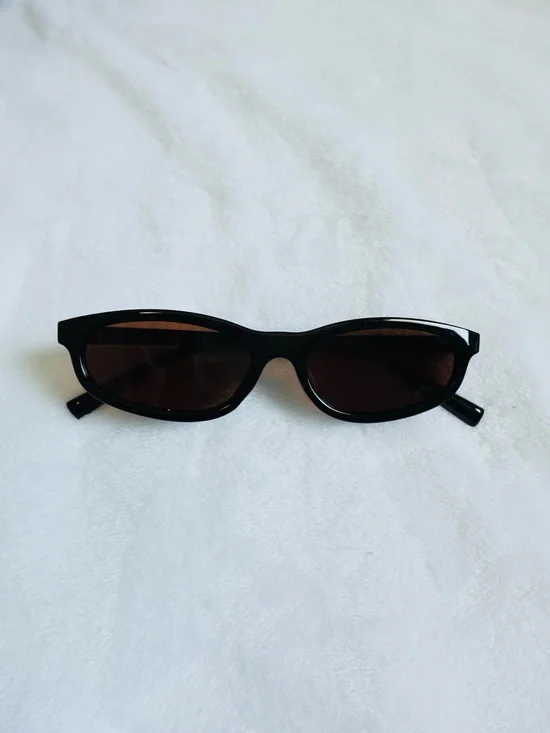 Small Oval Sunglasses Women Classic Shades Daily Leisure Travel Shades Eyewear
