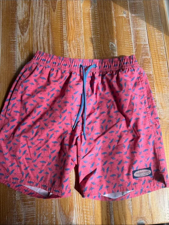 Vineyard Vines swim trunks size XS
