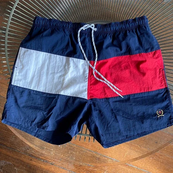 Tommy Hilfiger Vintage 90s Big Flag Swim Shorts size M