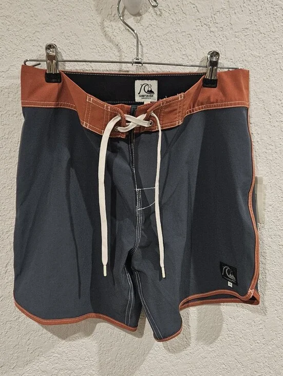Quiksilver Nwt Boardshorts 28 Original Scallop Fit