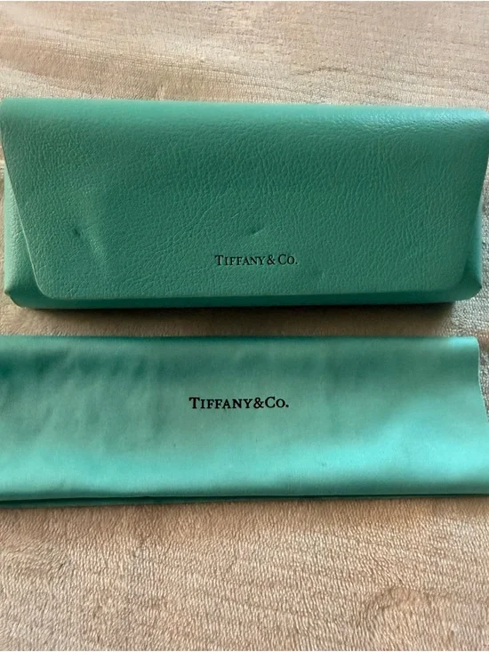 ❤️Tiffany & Co. Leather Eyewear Case and Soft Cloth Signature Tiffany Blue-Green