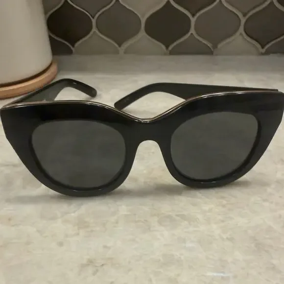 Le Specs Air Heart black sunglasses
