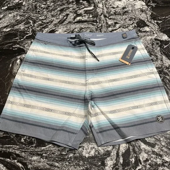 Roark Chiller Serape 17” Boardshorts Dark Sky Mens Size 34 NWT RB407