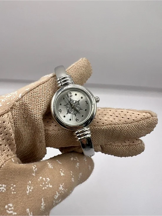 Snowflake Silver Tone Bangle Cuff Watch Holiday Fashion Jewelry