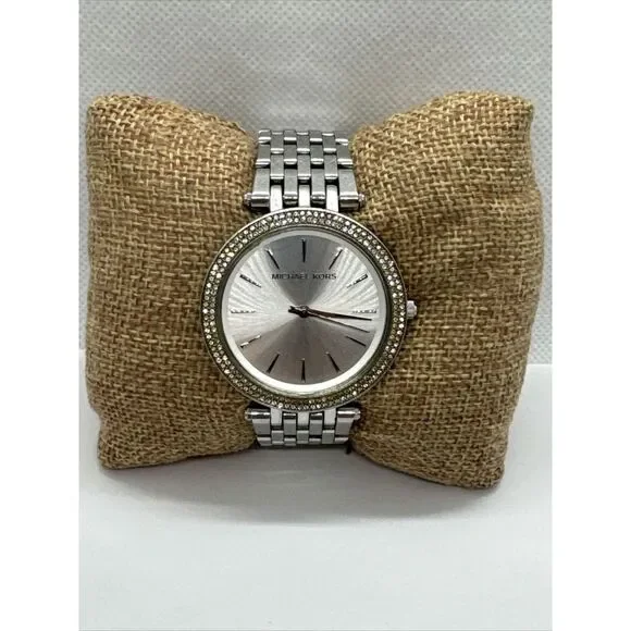 Michael Kors Darci MK3190 Womens Silver Stainless Steel Analog Dial Watch JNA445