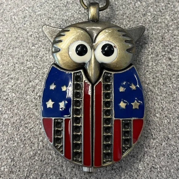 Adorable American Flag Bronze Owl Quartz Pocket Watch Necklace