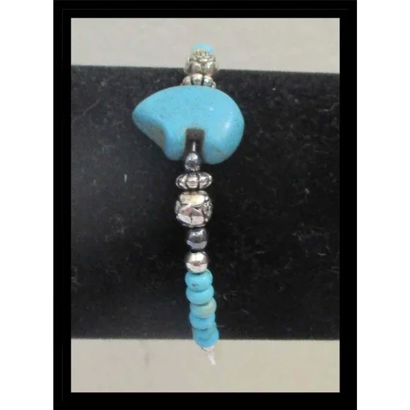 Cut Turquoise Bear Beaded Silver Braclet 7-1/2