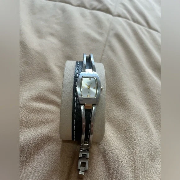 Fossil women’s‎ watch