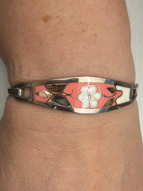 Silver-tone Floral Inlay Bracelet - Coral and White