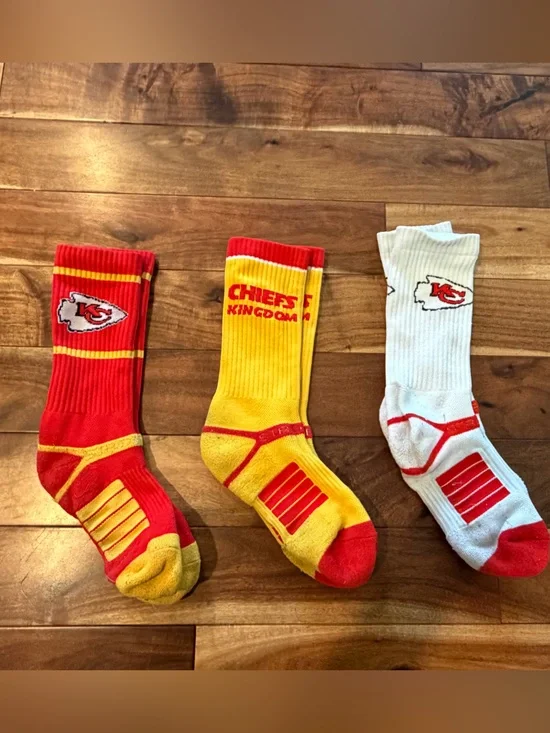 Lot of 3 men's Kansas City Chiefs Yellow & Red $ White Athletic Crew Socks
