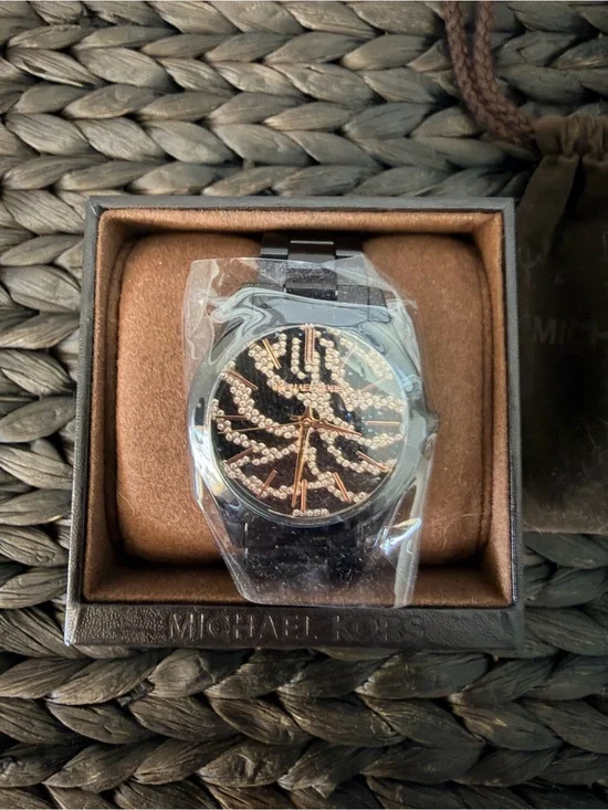 Michael Kors Slim Runway Midnight Safari Black Zebra Dial Watch