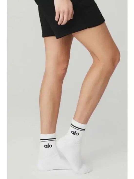 Alo Yoga Unisex Throwback Sock White/Black Size Medium