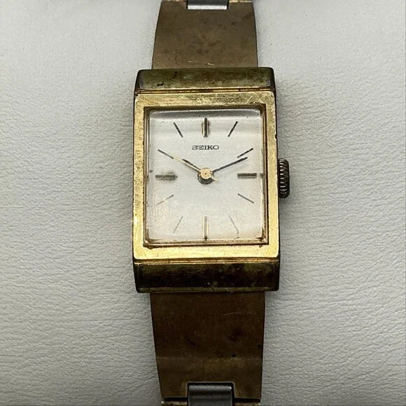 Vintage Seiko Womens Watch 16mm 1104-3409 Gold Silver Two Tone Manual 6.25