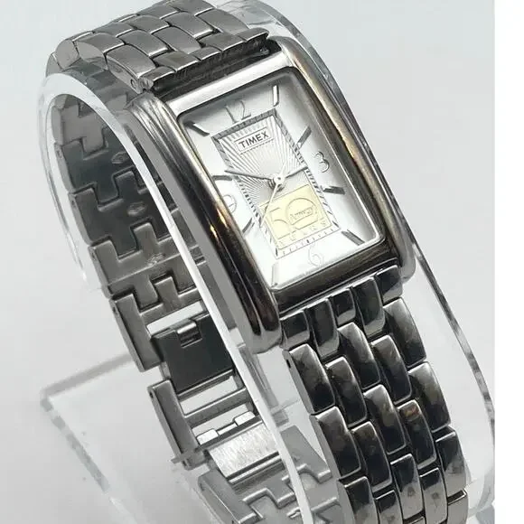 Timex Amway 50 Years Anniversary Watch 21mm - New Battery - Wrist 7
