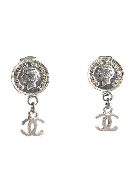 Auth Chanel Vintage Medallion Clip On #307823C31B