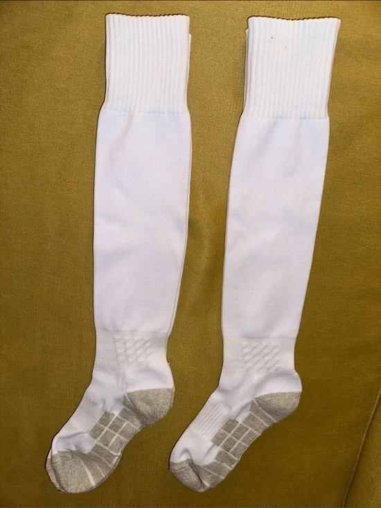 2 Pairs of Kids Athletic Knee-High Socks