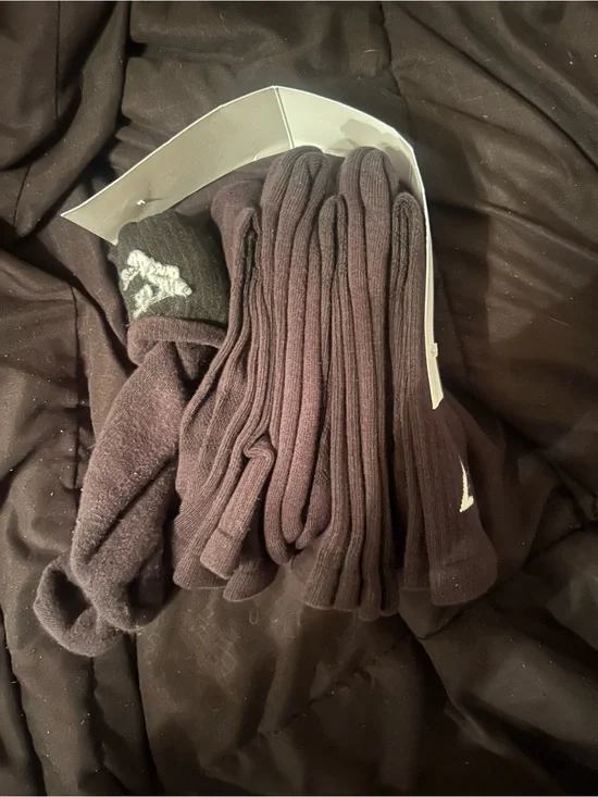Gymshark black crew socks