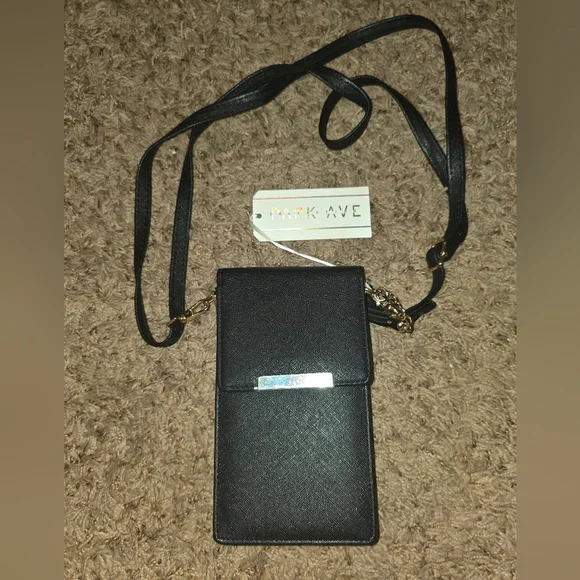 Park Ave. Black Crossbody Phone Case Purse
