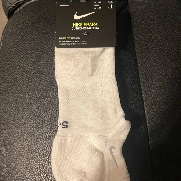 Nike Spark Cushioned No Show Running Socks