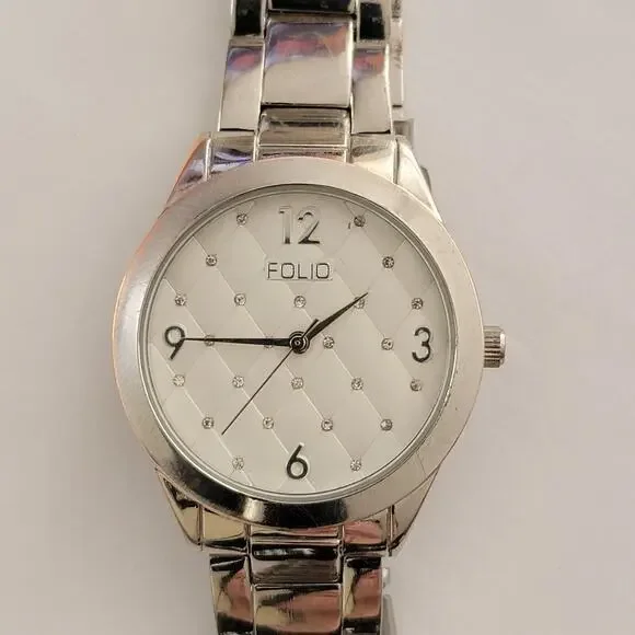 Folio Womens Watch White Dial Silver Case 32mm Stainless Bracelet Quartz